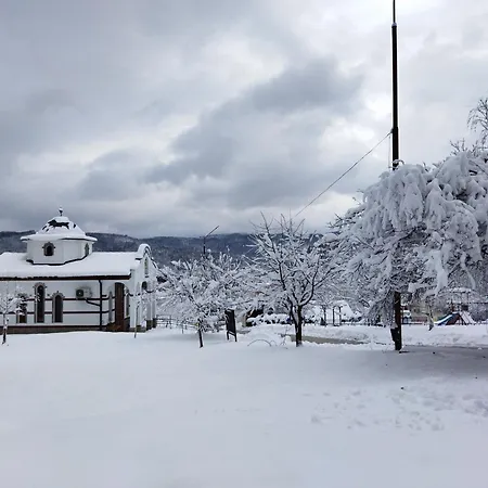 панорама - кът за отдих, въздухолечение и почивка *