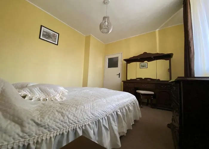 панорама - кът за отдих, въздухолечение и почивка *